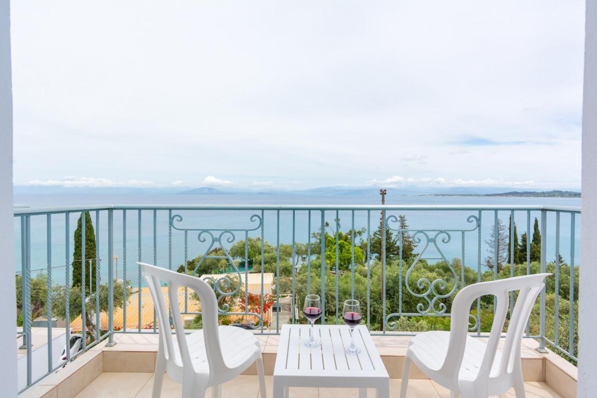 Aparthotel Corfu Aquamarine Notos Pokoj fotografie