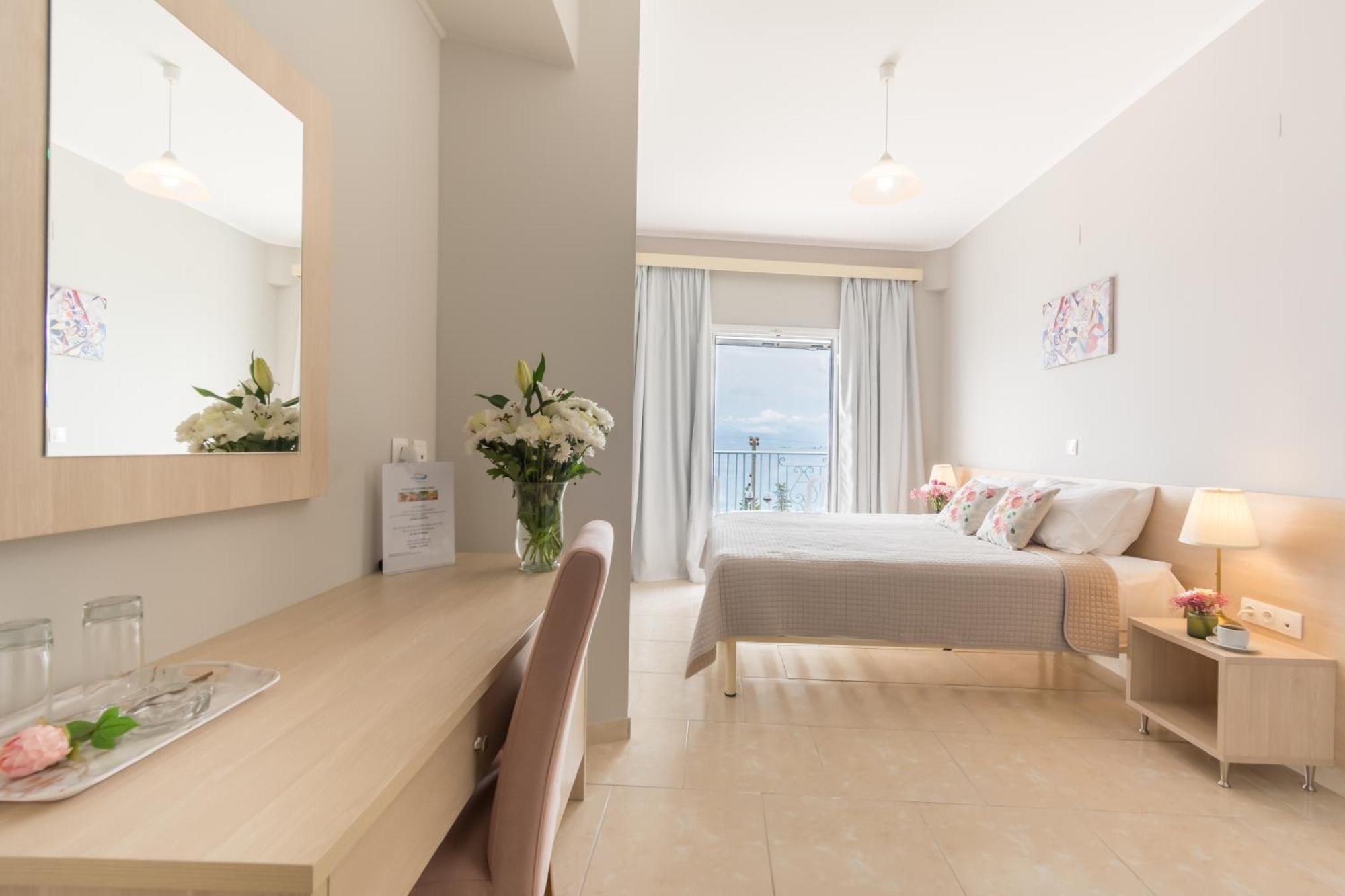 Aparthotel Corfu Aquamarine Notos Pokoj fotografie